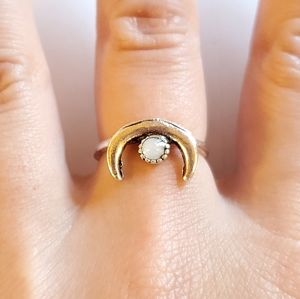 NWOT Silver Opal Southwestern Ring